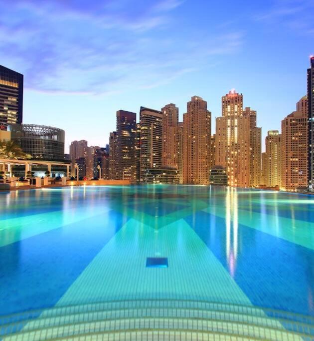 Jw Marriott Hotel Marina Residence دبي المظهر الخارجي الصورة
