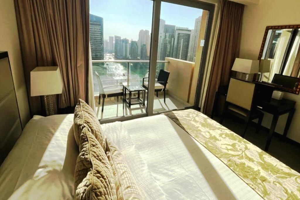 Jw Marriott Hotel Marina Residence دبي المظهر الخارجي الصورة